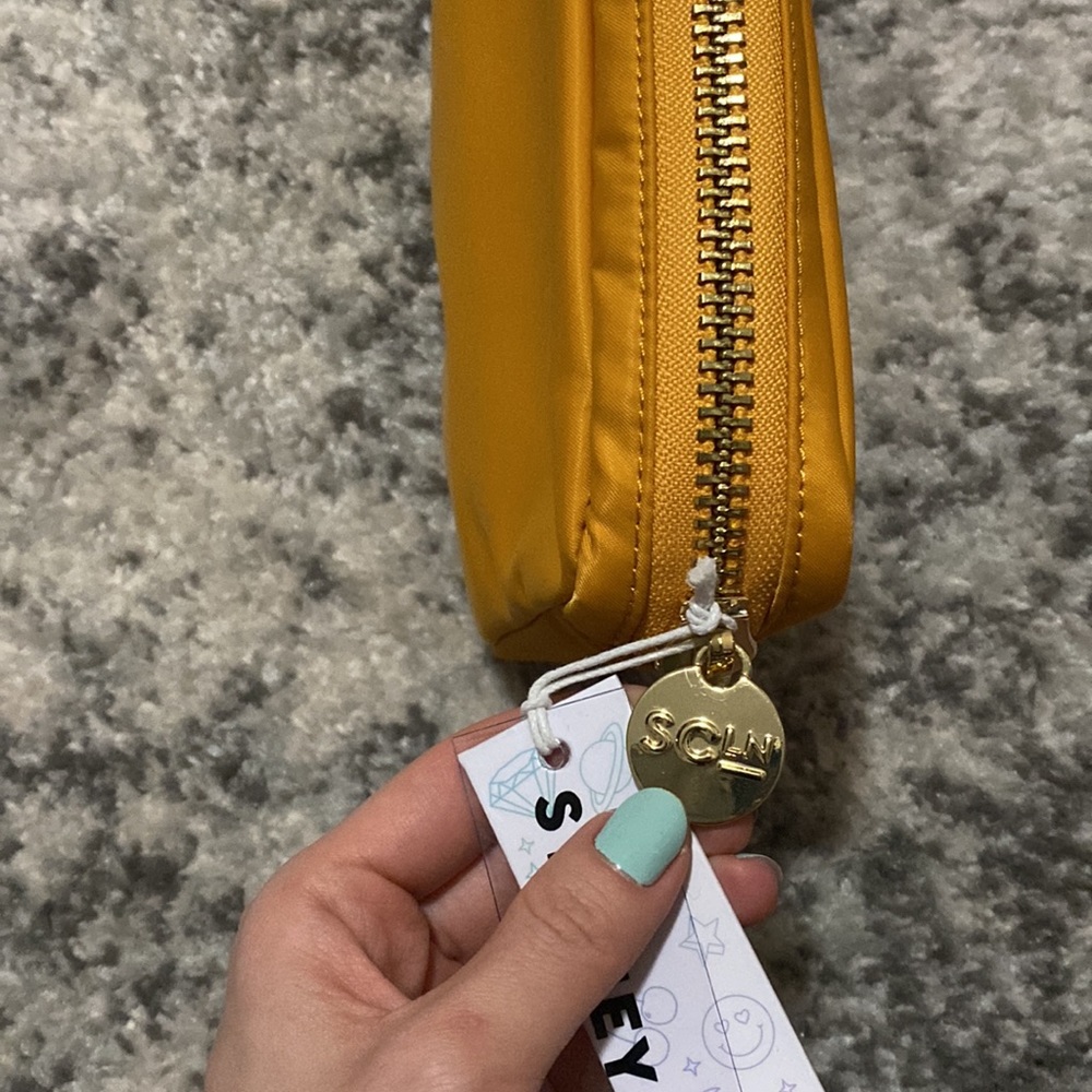 Stoney Clover Lane Plane Travel Pouch yellow orange gold cosmetic bag - Picture 4 of 5